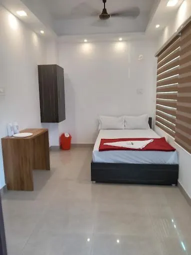 Nearest Rooms Thrissur 3*,  Indie
