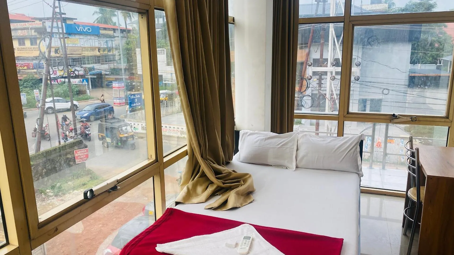 Nearest Rooms Thrissur Indie